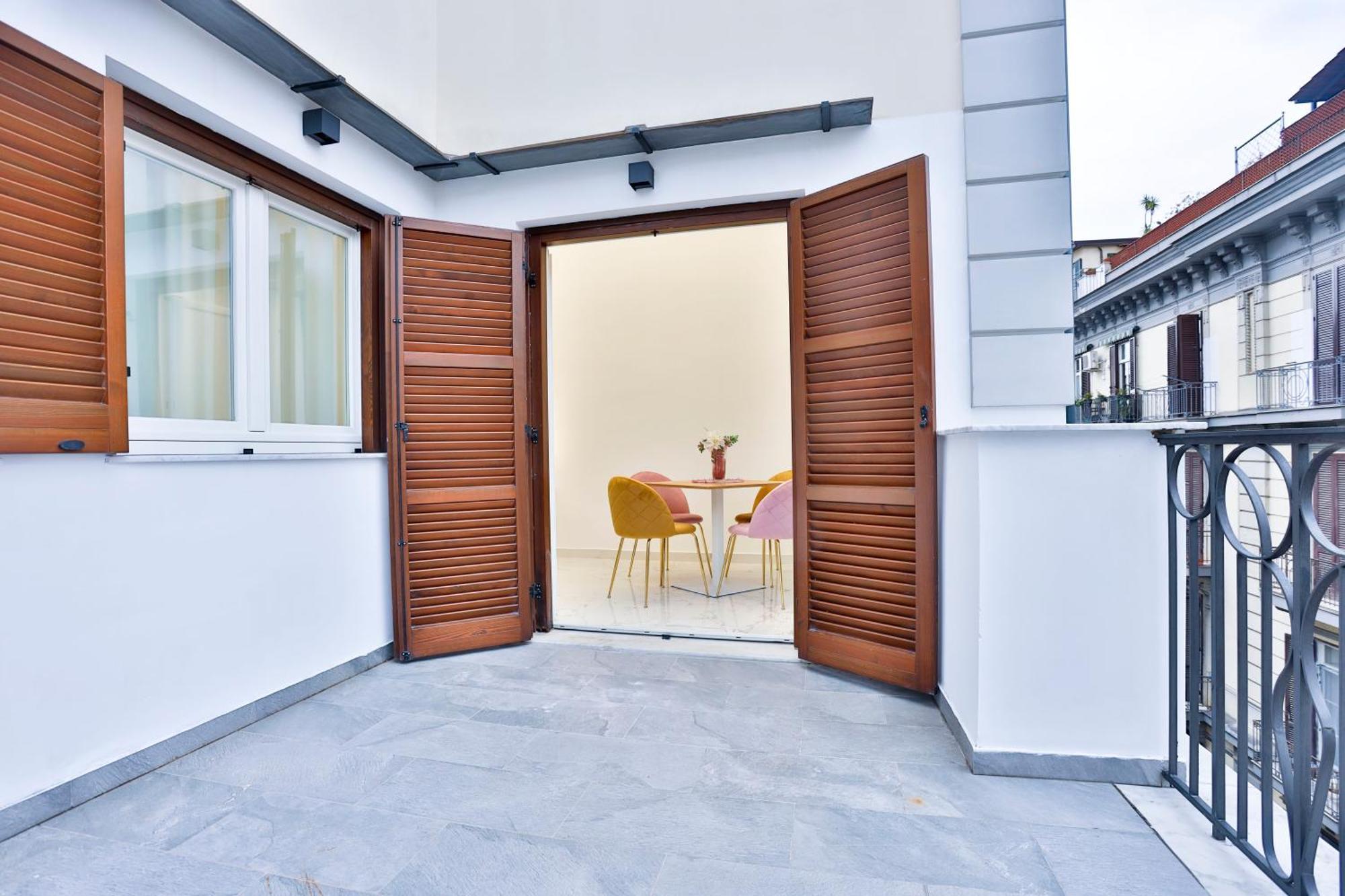 Hotiday Room Collection - Napoli Sant'Arcangelo Exterior foto